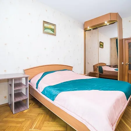 Комната В Центре Возле Метро Apartment